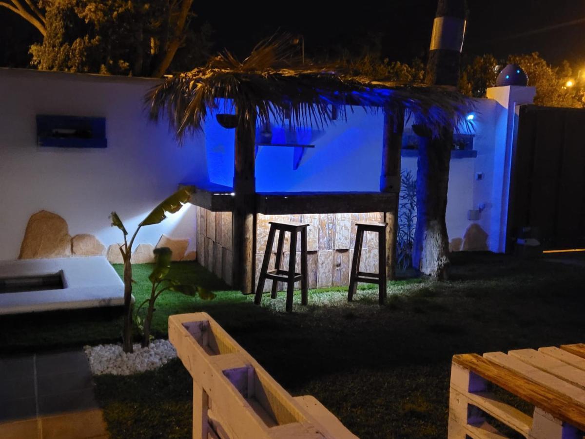 Gatu Premium Villa Lurberri Piscina Privada, 4 Dormitorios, 2 Banos, Parking , Jardines, " Preferente Mayores De 25 Anos Y Familias " In Y Barbacoa Chiclana de la Frontera Buitenkant foto