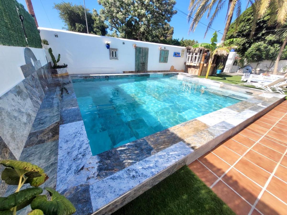 Gatu Premium Villa Lurberri Piscina Privada, 4 Dormitorios, 2 Banos, Parking , Jardines, " Preferente Mayores De 25 Anos Y Familias " In Y Barbacoa Chiclana de la Frontera Buitenkant foto